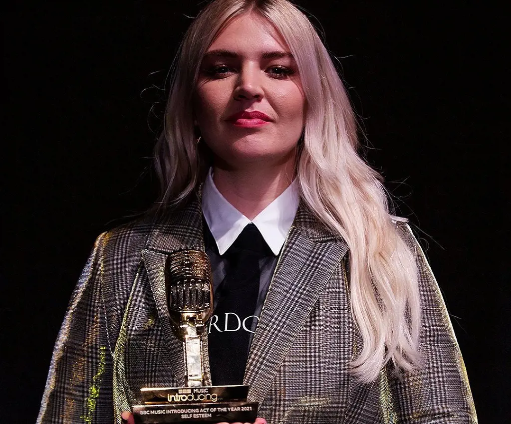 Rebecca Lucy Taylor, Self Esteem star on BBC Music Introducing Award Ceremony in October 2021