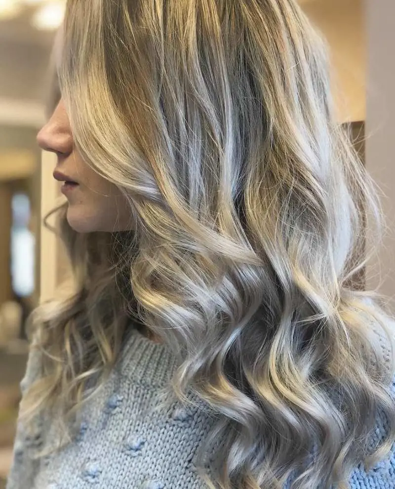 Silver blonde highlights perfect for an enchanting winter day