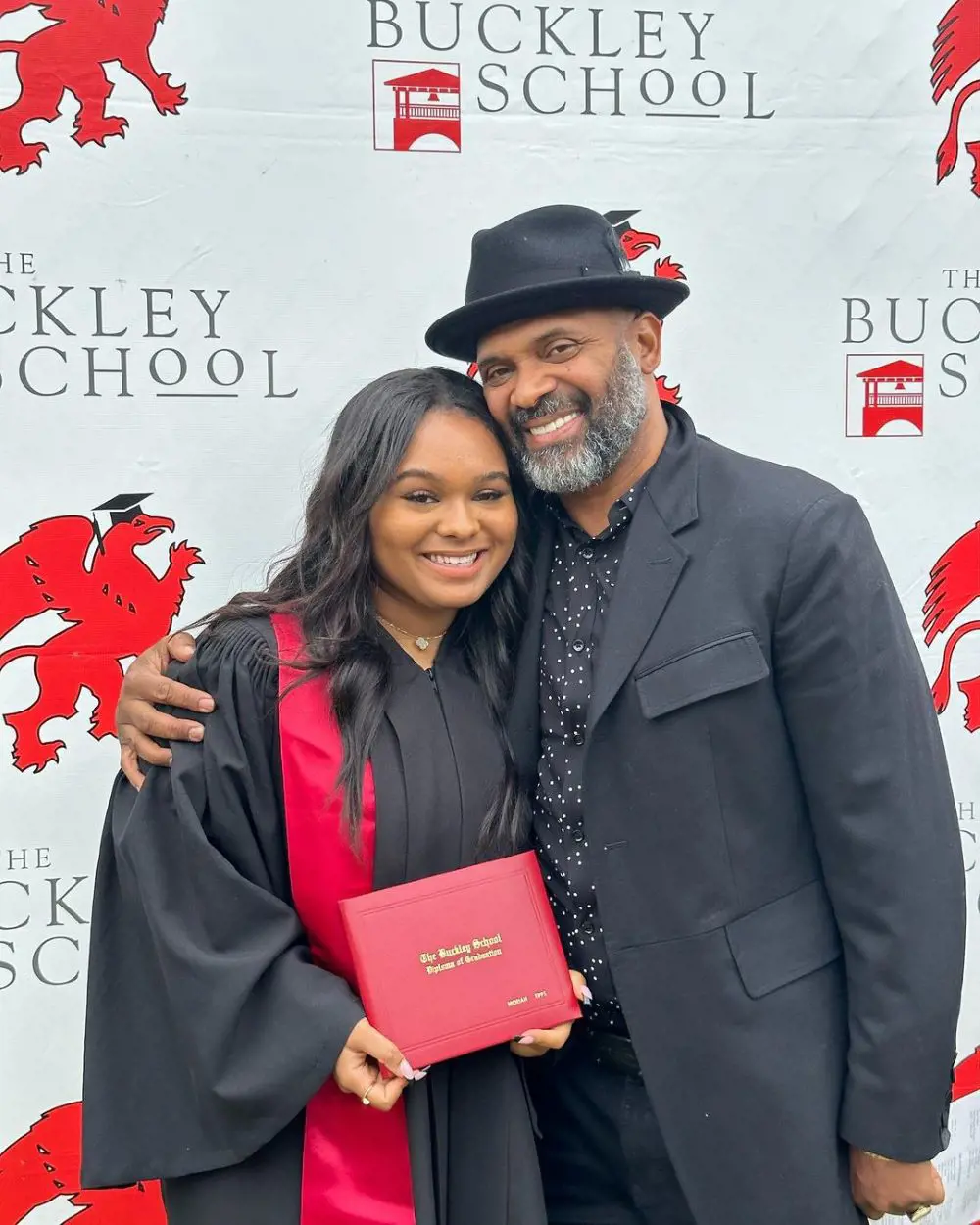 Comedian Epps proudly stood by his daughter's side as she graduated from The Buckley School