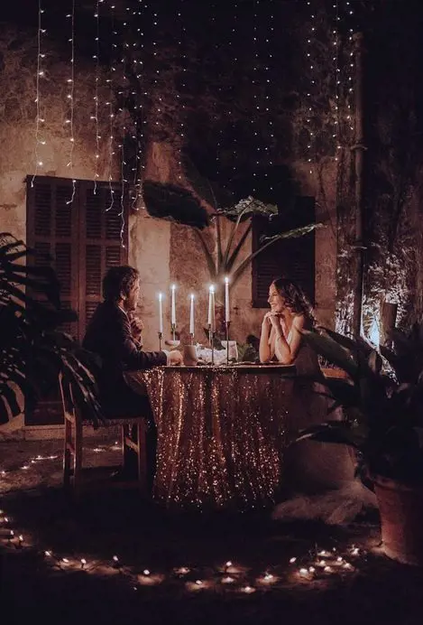 Once in a while a dinner date at a fancy restaurant is a great idea to get the romance back.