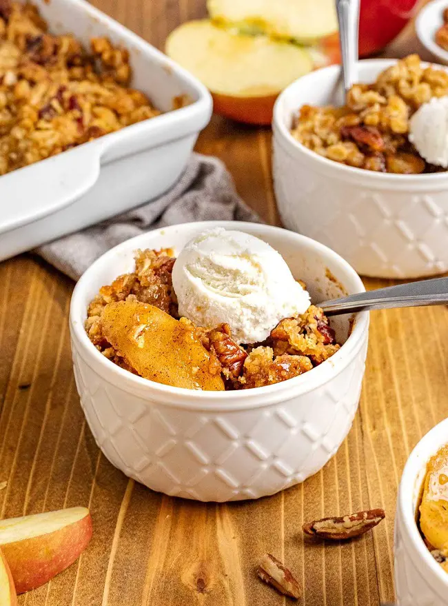 Apple, Pecan and Maple Syrup Crumble is considered perfect for fall season