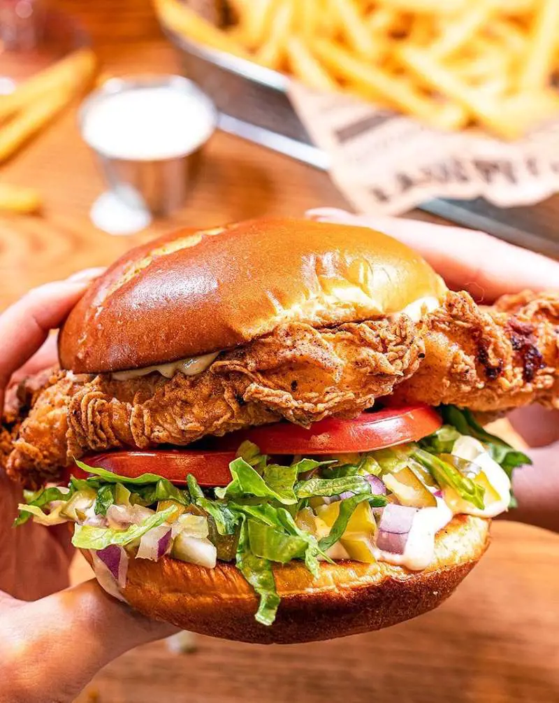 Crunchy on the outside, juicy on the inside, this Crispy Chicken Sandwich is all you want for your lunch