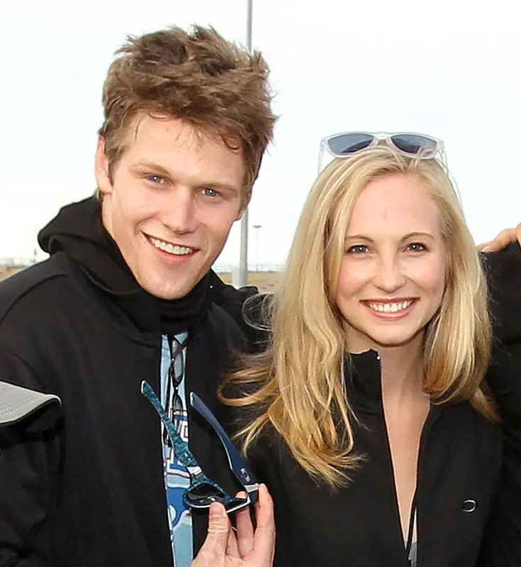 After separating with Roerig, Accola started dating musician Joe King, whom she married on October 18, 2014